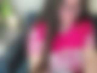 Live cam show with Kira - College on StripNow