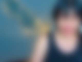Live cam show with LiluGrants - Bedroom on xxxlivecams.org