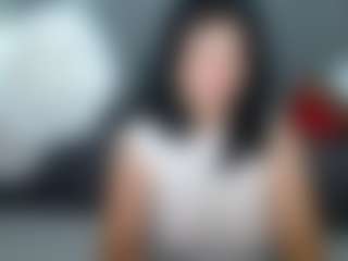 Live cam show with LiluGrants - Living Room on Camming Site