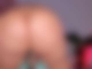 sweet-booty's Live Sex Cam Show