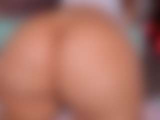 Live cam show with sweet-booty - Red Hair on xxxlivecams.org