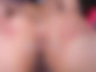 Live cam show with sweet-booty - Shaved Pussy on Camiplay Live