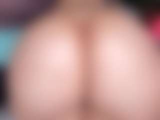 Live cam show with sweet-booty - Handjob on justonemore.cc