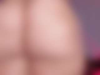 Live cam show with sweet-booty - Bedroom Latina on TastyBlacksLive | colombia
