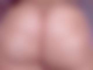 Live cam show with sweet-booty - Bikini on SpunkLive