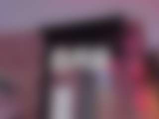 Live cam show with sweet-booty - Red Hair Amateur on livesuperchat.net