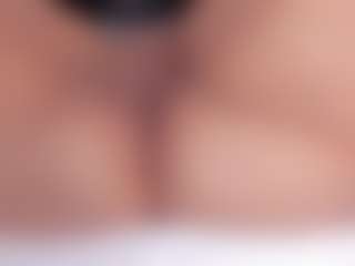 Live cam show with sweet-booty - Red Hair on Milfs Live