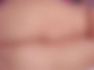 Live cam show with sweet-booty - Red Hair Amateur on Camiplay Live