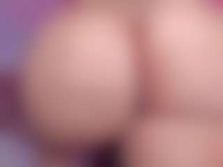 Live cam show with sweet-booty - Red Hair Dildo on Gym Cam Girls