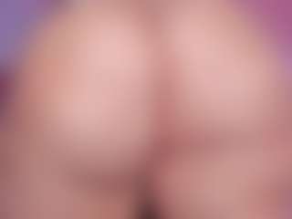 sweet-booty's Live Sex Cam Show