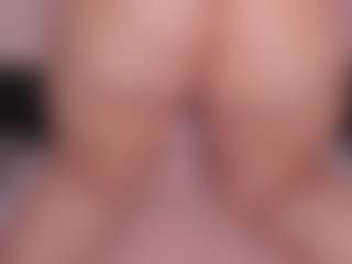 sweet-booty's Live Sex Cam Show
