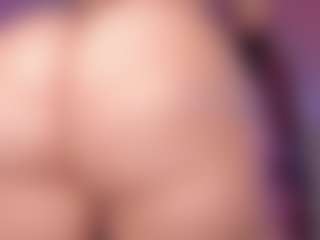 sweet-booty's Live Sex Cam Show