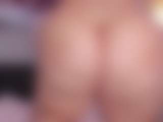 sweet-booty's Live Sex Cam Show