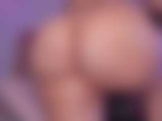 sweet-booty's Live Sex Cam Show