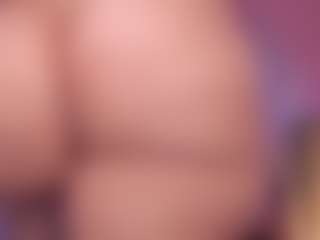 sweet-booty's Live Sex Cam Show
