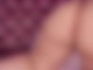 Live cam show with sweet-booty - Red Hair Amateur on CamwithHer