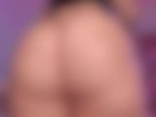 sweet-booty's Live Sex Cam Show