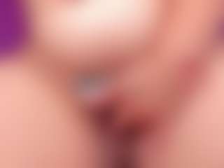 Live cam show with sweet-booty - Fuck Machine on Latina Girls
