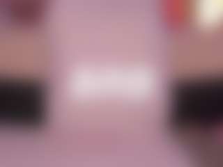 Live cam show with sweet-booty - Red Hair on livesuperchat.net