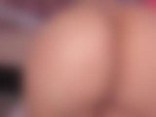 Live cam show with sweet-booty - Fuck Machine on Mixed Magazine Live