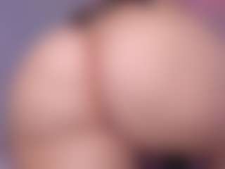 sweet-booty's Live Sex Cam Show