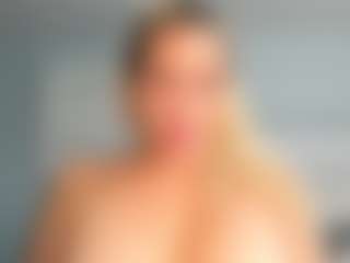 SureCakes's Live Sex Cam Show