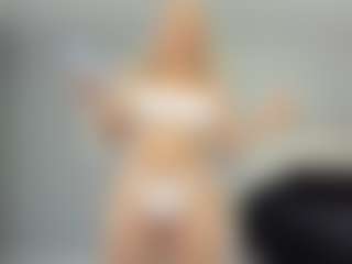 SureCakes's Live Sex Cam Show