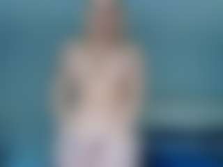 Live cam show with SureCakes - Pornstar Public on Dare Cams