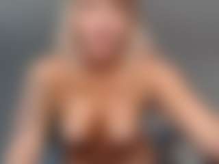 SureCakes's Live Sex Cam Show