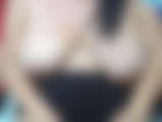 Live cam show with shanttal - Moaning on Uber Horny