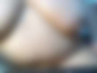 shanttal MILF webcam performer live streaming
