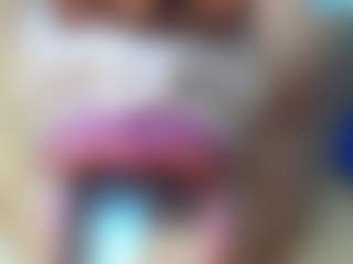 Live cam show with shanttal - Trimmed Granny on https://playwithruby.com