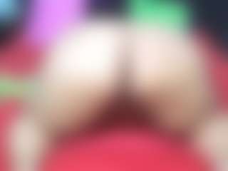 shanttal's Live Sex Cam Show