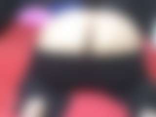 Live cam show with shanttal - Middle Aged on Camsoda
