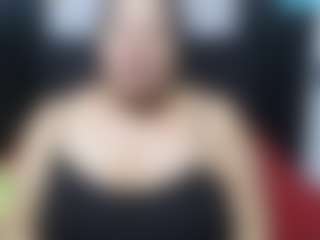 Live cam show with shanttal - Granny on Big Tits