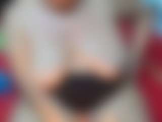 Live cam show with shanttal - Granny Lovense on MyBangCams
