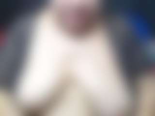 Live cam show with shanttal - Granny Big Tits on Camsoda