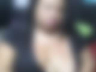 Live cam show with shanttal - Middle Aged on Camsoda