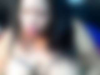 Live cam show with shanttal - Shaved Pussy MILF on sexylive.show