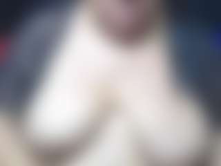 Live cam show with shanttal - Granny Big Ass on Camsoda