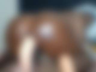 bootyliciousMidweek's Live Sex Cam Show