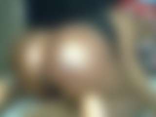 bootyliciousMidweek's Live Sex Cam Show