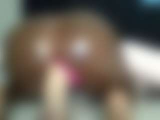 Live cam show with bootyliciousMidweek - Bisexual on anonymated.com