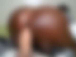 bootyliciousMidweek's Live Sex Cam Show