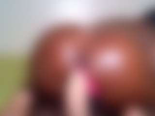 Live cam show with bootyliciousMidweek - Thick on liverealitysex.com