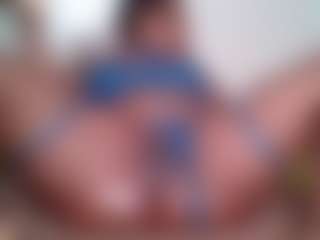 Live cam show with bootyliciousMidweek - Bisexual on Strip Flash - Live Sex Shows