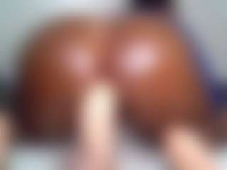 Live cam show with bootyliciousMidweek - Ebony on CamwithHer | kenya