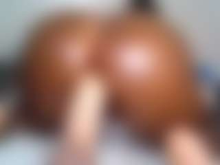 Live cam show with bootyliciousMidweek - Ebony on Gym Cam Girls | kenya
