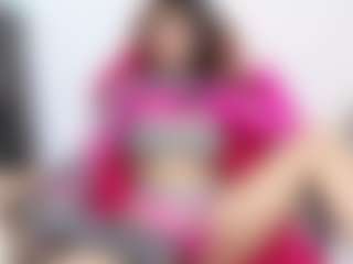 Live cam show with RoxaneEvanss - Living Room on xxxlivecams.org