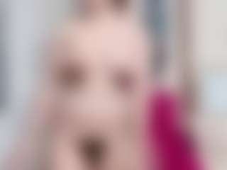 Live cam show with RoxaneEvanss - Control on CamSodaAdn